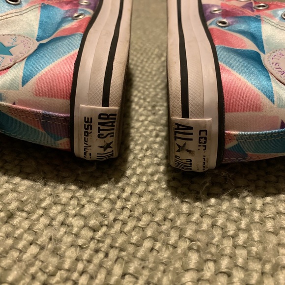 Converse - Picture 6 of 8